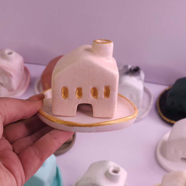 جای عودی طرح کلبه با طراحی لوکس و مدرن