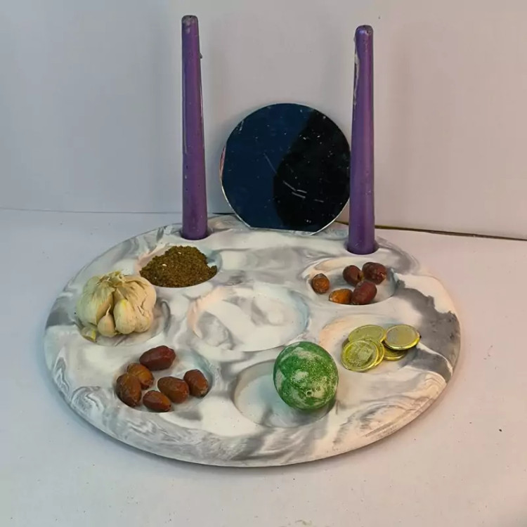 ست هفت سین نوروزی اقتصادی دایره ای ساده از جنس سنگ مصنوعی دکوراتیو لیانا (پس کرایه)